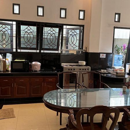 Fora Capsule Hostel Tuban Kuta Bali Kuta Lombok Exterior foto